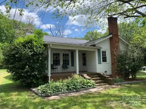 935 Old Charlotte Rd, Concord, NC 28027