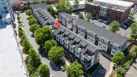 241 Doggett St, Charlotte, NC 28203
