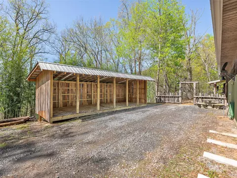 Exterior - 334 Flat Top Mountain Rd, Fairview, NC 28730 photo 3 of 11
