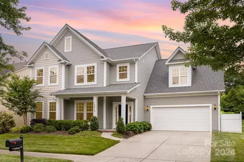 15816 Centennial Forest Dr, Huntersville, NC 28078