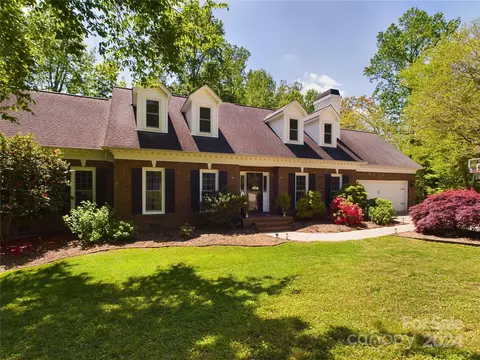 71 37th Avenue Nw Ct NW, Hickory, NC 28601