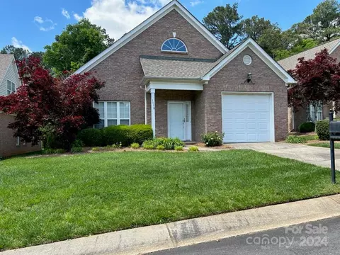 1418 Kilgarnin Ct, Rock Hill, SC 29732