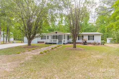 1994 Zion Rd, Lancaster, SC 29720