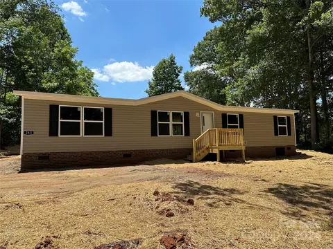 283 Lippard Farm Rd, Statesville, NC 28625