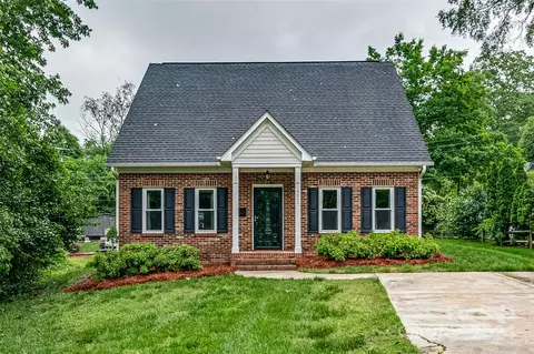 4911 Prentice Pl, Charlotte, NC 28210