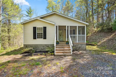 3262 Windswept Ridge Rd, Marshall, NC 28753