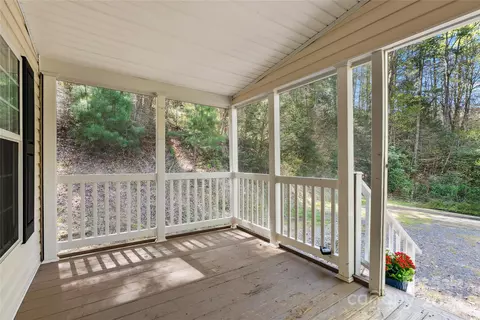Exterior - 3262 Windswept Ridge Rd, Marshall, NC 28753 photo 6 of 9