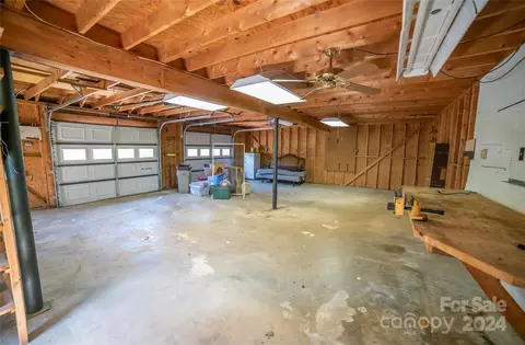 Exterior - 422 Bost Rd, Morganton, NC 28655 photo 8 of 15
