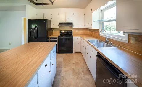 Kitchen - 422 Bost Rd, Morganton, NC 28655 photo 1 of 1