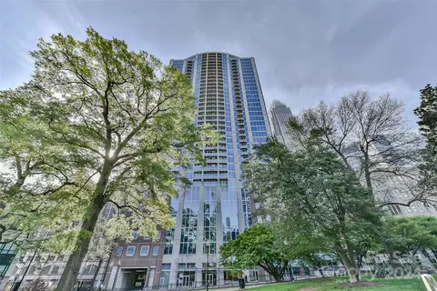 210 Church 1404 St #1404, Charlotte, NC 28202