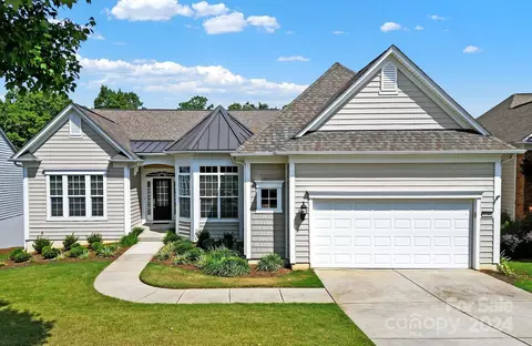 9248 Whistling Straits Dr, Fort Mill, SC 29707