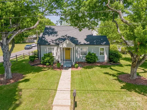 206 Williams St, Kannapolis, NC 28081