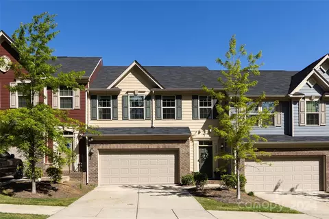 3136 Major Samuals Way, Charlotte, NC 28208