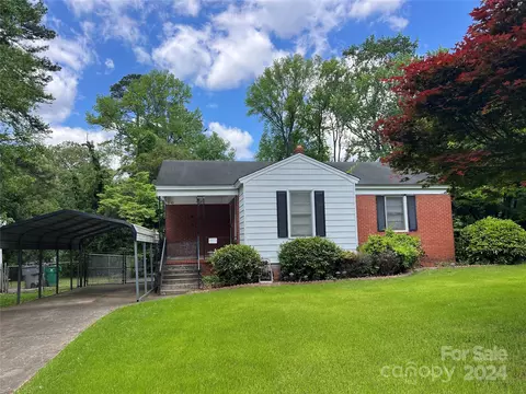 3325 Maywood Dr, Charlotte, NC 28205