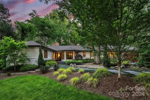 2623 Rothwood Dr, Charlotte, NC 28211