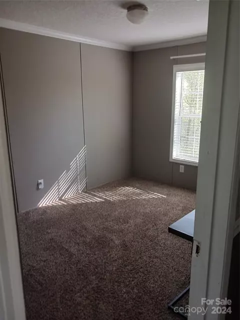 426 Shelton Laurel Rd, Clyde, NC 28721 photo 10