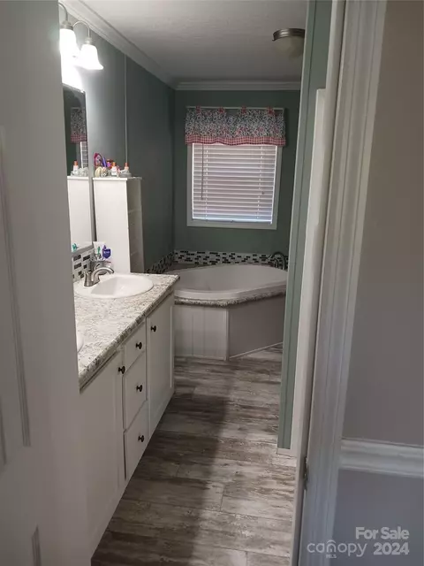 426 Shelton Laurel Rd, Clyde, NC 28721 photo 7