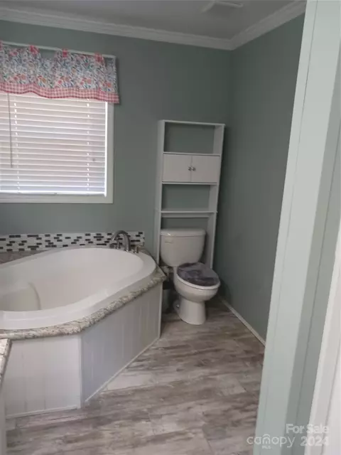 426 Shelton Laurel Rd, Clyde, NC 28721 photo 6