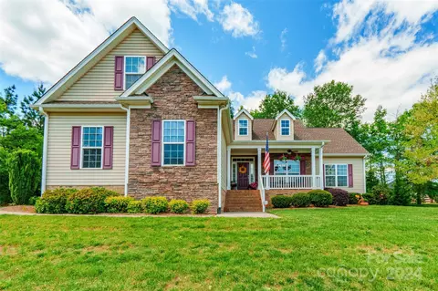 1737 Williamsburg Dr, Rock Hill, SC 29732