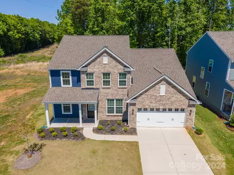 3206 Falling Stone Cir, Indian Trail, NC 28079