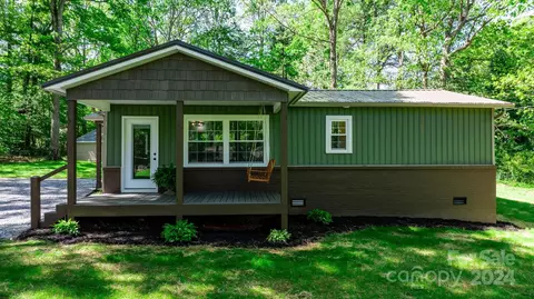2735 Horseford Rd, Lenoir, NC 28645
