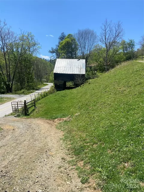 East Fork Road, Marshall, NC 28753 photo 18