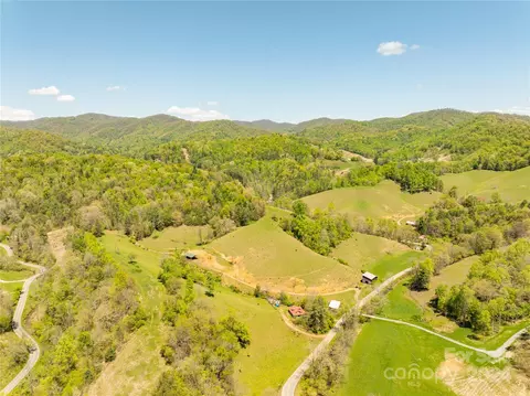 East Fork Road, Marshall, NC 28753 photo 10