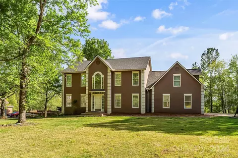 316 La Foret Dr, Morganton, NC 28655