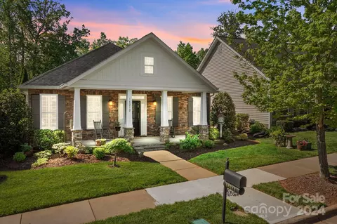 18212 Coulter Pkwy, Cornelius, NC 28031