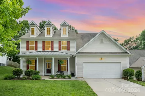 6127 Vinecrest Dr, Indian Land, SC 29707