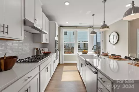Kitchen - 415 Jetton St, Davidson, NC 28036 photo 2 of 3
