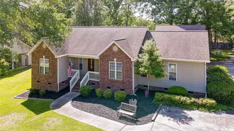 1540 Pinewood Ave, Lancaster, SC 29720