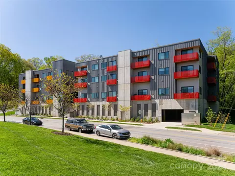 68 Craven 402 St #402, Asheville, NC 28806