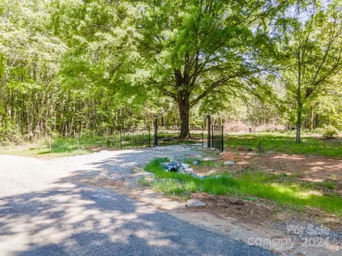 1170 Crossrail Rd, Mooresville, NC 28115 photo 7