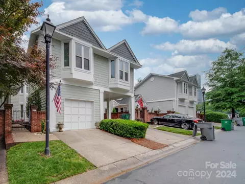 437 Clarkson Green St, Charlotte, NC 28202