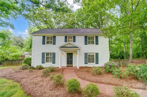 900 Braeburn Rd, Charlotte, NC 28211