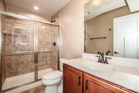 Bath - 18745 Daymark Dr, Cornelius, NC 28031 photo 2 of 2