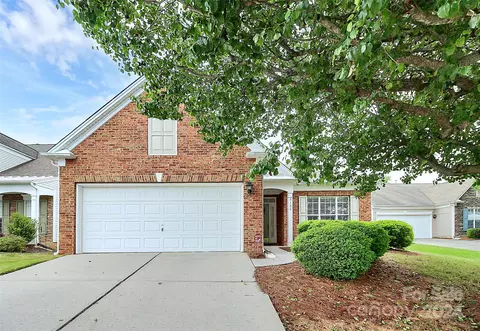 9106 Gander Dr, Charlotte, NC 28277