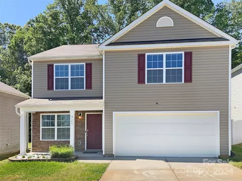 5016 Granite Creek Ln, Charlotte, NC 28269