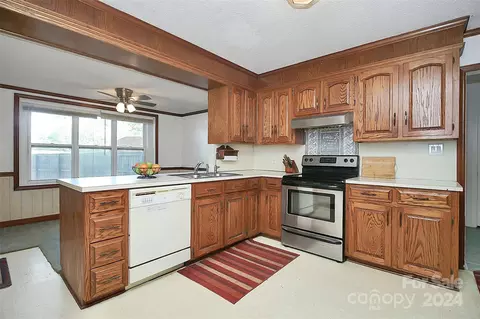 Kitchen - 1735 White Store Rd, Monroe, NC 28112 photo 1 of 5