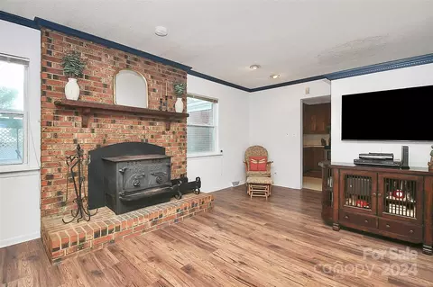 Living - 1735 White Store Rd, Monroe, NC 28112 photo 2 of 4