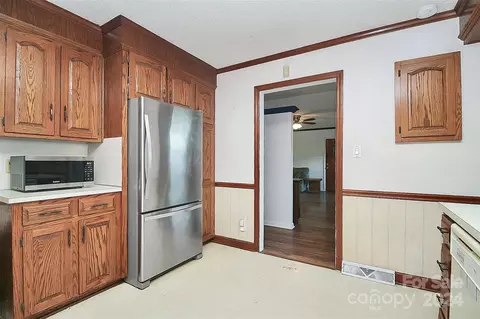 Kitchen - 1735 White Store Rd, Monroe, NC 28112 photo 2 of 5