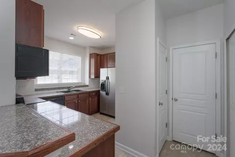 Kitchen - 915 Copperstone Ln, Fort Mill, SC 29708 photo 1 of 3