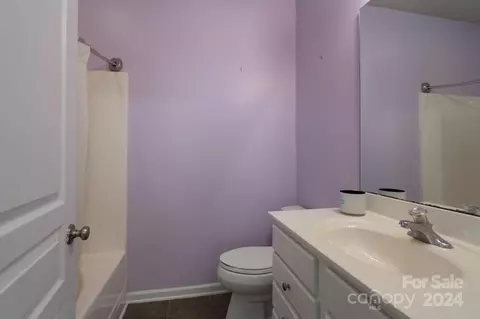 Bath - 915 Copperstone Ln, Fort Mill, SC 29708 photo 2 of 3