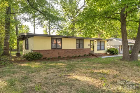 3715 Glenville Ave, Charlotte, NC 28215