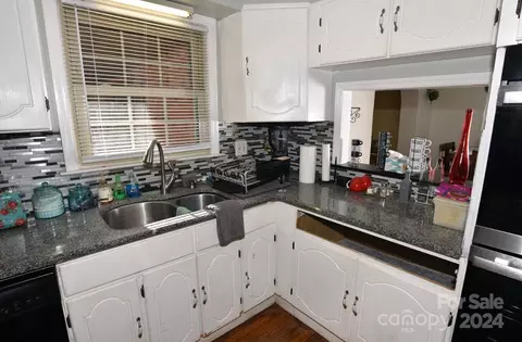 Kitchen - 112 Hawkins Loop, Salisbury, NC 28144 photo 2 of 2