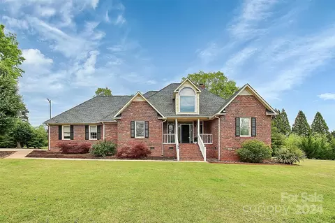 4128 Rollingwood Cir, Rock Hill, SC 29732