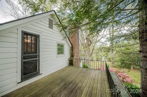 Exterior - 345 Maple St, Brevard, NC 28712 photo 3 of 13