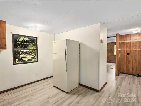 Kitchen - Owl Hollow Road, Mill Spring, NC 28756 photo 4 of 4
