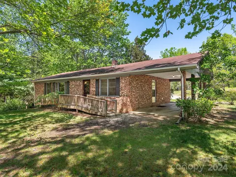 Owl Hollow Road, Mill Spring, NC 28756